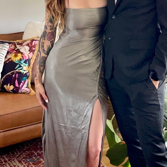 Shona Joy Dresses & Skirts - Shona Joy La Lune Ruched Maxi Dress - Sage